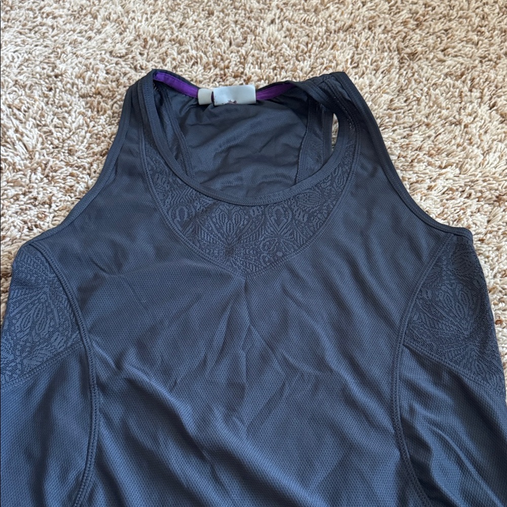 Athleta Gray and Purple Athletic Top - Picture 3 of 7